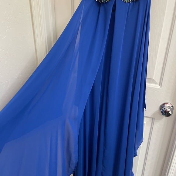 TONY BOWLS PROM style dress - Picture 10 of 10